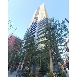 新宿御苑前駅より徒歩4分 11階 築1年4ヶ月の賃貸物件