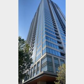 白金高輪駅より徒歩3分 築2年8ヶ月 45階建の賃貸物件