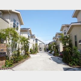 用賀駅より徒歩13分 築18年9ヶ月 2階建の賃貸物件