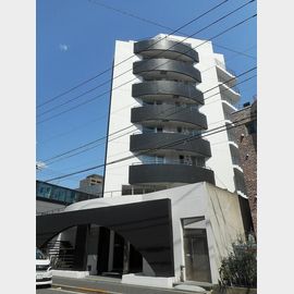 麻布十番駅より徒歩3分 7階 築30年9ヶ月の賃貸物件