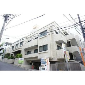 六本木駅より徒歩9分 2階 築43年9ヶ月の賃貸物件