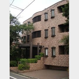 パレ・ソワサン 3階 築33年9ヶ月の賃貸物件