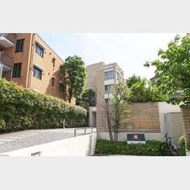 明治神宮前駅より徒歩8分 1階 築21年5ヶ月の賃貸物件