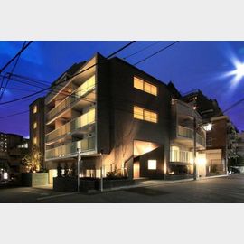 プラウドフラット南青山の賃貸物件