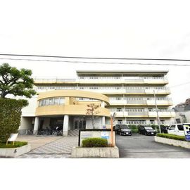 学芸大学駅より徒歩11分 築30年10ヶ月 5階建の賃貸物件