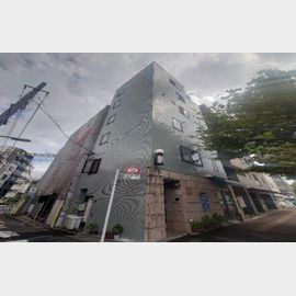 巣鴨駅より徒歩10分 築26年7ヶ月 6階建の賃貸物件