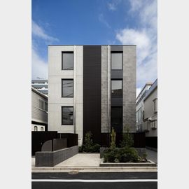 幡ヶ谷駅より徒歩6分 築1年3ヶ月 4階建の賃貸物件