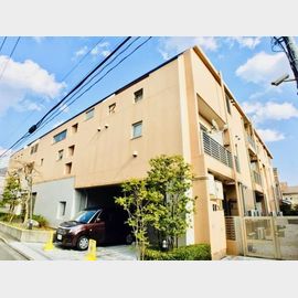 参宮橋駅より徒歩3分 2階 築24年の賃貸物件