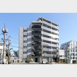 表参道駅より徒歩11分 3階 築4年の賃貸物件