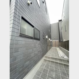 牛込神楽坂駅より徒歩8分 1階 築3年1ヶ月の賃貸物件