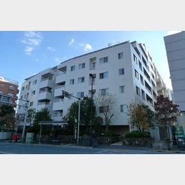 アパガーデンズ 新宿戸山公園 1階 築21年10ヶ月の賃貸物件