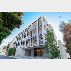 神楽坂駅より徒歩5分 地下1階 築2年4ヶ月の賃貸物件