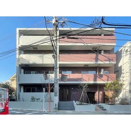 早稲田駅より徒歩4分 4階 築2年1ヶ月の賃貸物件