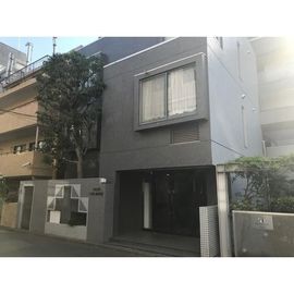 原宿駅より徒歩9分 1階 築39年の賃貸物件