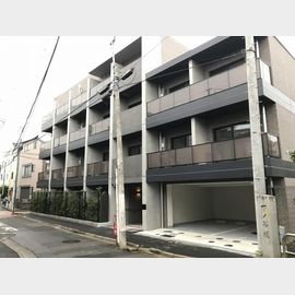 三軒茶屋駅より徒歩8分 1階 築5年11ヶ月の賃貸物件