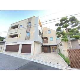 代々木上原駅より徒歩7分 2階 築5年8ヶ月の賃貸物件