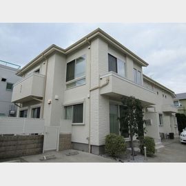 成城学園前駅より徒歩10分 築8年2ヶ月 2階建の賃貸物件