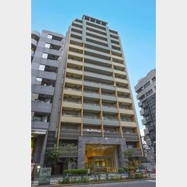 西新宿五丁目駅より徒歩3分 築22年10ヶ月 15階建の賃貸物件