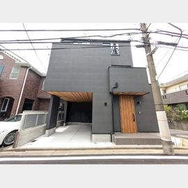 駒沢大学駅より徒歩10分 新築 3階建の賃貸物件