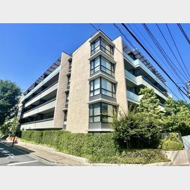 白金台駅より徒歩3分 築11年2ヶ月 4階建の賃貸物件