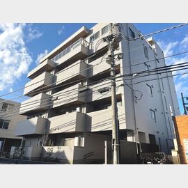 綾瀬駅より徒歩8分 1階 築1年11ヶ月の賃貸物件