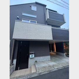 高円寺駅より徒歩10分 1階 築9年10ヶ月の賃貸物件