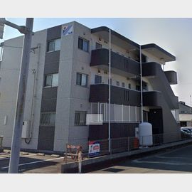 掛川市役所前駅より徒歩17分 築7年2ヶ月 3階建の賃貸物件