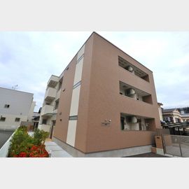 志紀駅より徒歩5分 築7年5ヶ月 3階建の賃貸物件