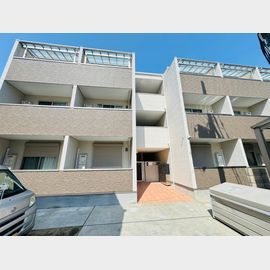 近鉄八尾駅より徒歩5分 1階 築5年11ヶ月の賃貸物件