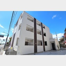 柏原駅より徒歩7分 3階 築5年4ヶ月の賃貸物件