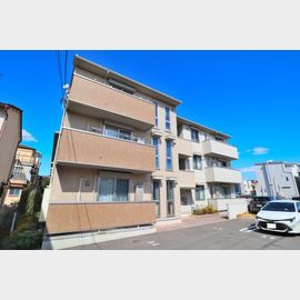 近鉄八尾駅より徒歩14分 築11年4ヶ月 3階建の賃貸物件