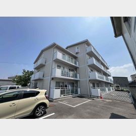 久宝寺駅より徒歩10分 1階 築37年の賃貸物件