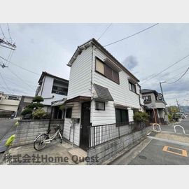 八尾駅より徒歩13分 築39年8ヶ月 2階建の賃貸物件