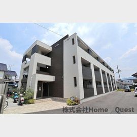 八尾駅より徒歩14分 築8年2ヶ月 3階建の賃貸物件