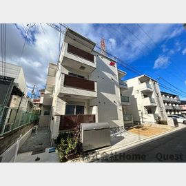 恩智駅より徒歩5分 築2年2ヶ月 3階建の賃貸物件