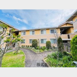 久宝寺駅より徒歩7分 築15年10ヶ月 2階建の賃貸物件