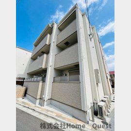 長瀬駅より徒歩7分 築4年 3階建の賃貸物件