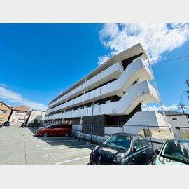 久宝寺口駅より徒歩7分 築30年4ヶ月 4階建の賃貸物件