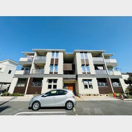 近鉄八尾駅より徒歩19分 3階 築6年1ヶ月の賃貸物件