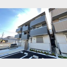 柏原駅より徒歩7分 2階 築1年8ヶ月の賃貸物件