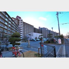 ローレルハイツ八尾１号棟の賃貸物件