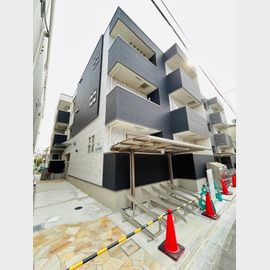 河内小阪駅より徒歩13分 3階 築1年7ヶ月の賃貸物件