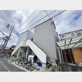 長瀬駅より徒歩5分 1階 築9年7ヶ月の賃貸物件