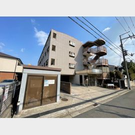 八戸ノ里駅より徒歩7分 2階 築26年3ヶ月の賃貸物件