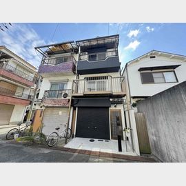 長瀬駅より徒歩14分 築42年8ヶ月 3階建の賃貸物件