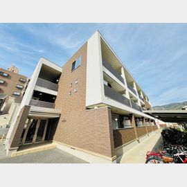 スバル 3階 築6年10ヶ月の賃貸物件