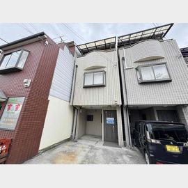 ＪＲ長瀬駅より徒歩7分 築26年3ヶ月 3階建の賃貸物件