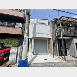 近鉄八尾駅より徒歩18分 新築 2階建の賃貸物件