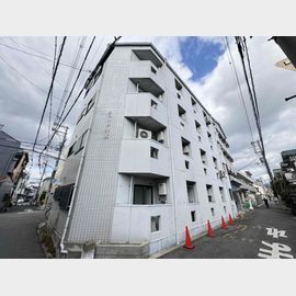 シャトレ小阪 3階 築38年6ヶ月の賃貸物件