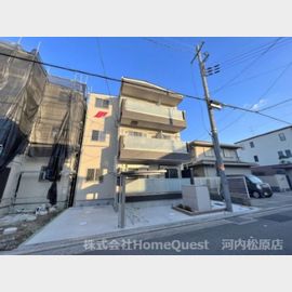 河内天美駅より徒歩8分 築3年5ヶ月 3階建の賃貸物件